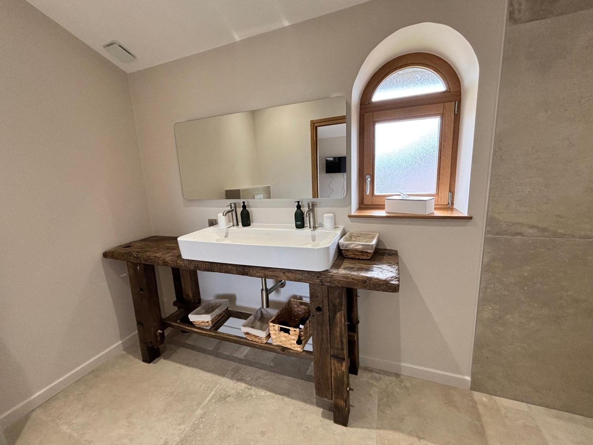 Le Domaine Du Pin Bed and Breakfast Châtillon-sur-Chalaronne Eksteriør billede